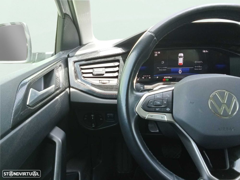 VW Polo 1.0 TSI Urban DSG - 13