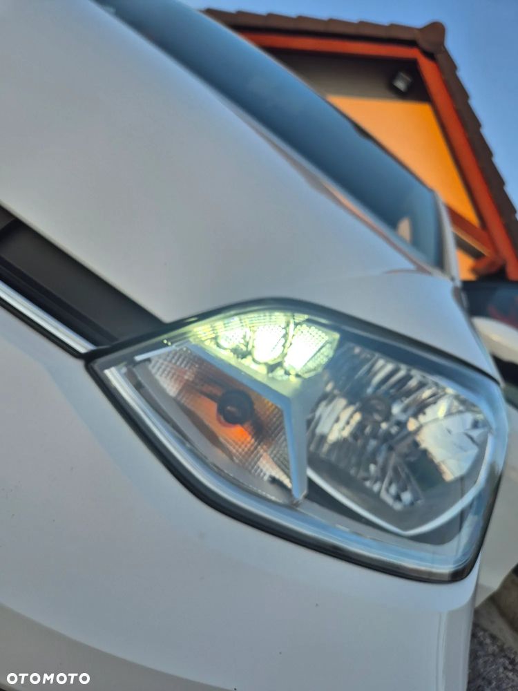 Volkswagen up! - 11