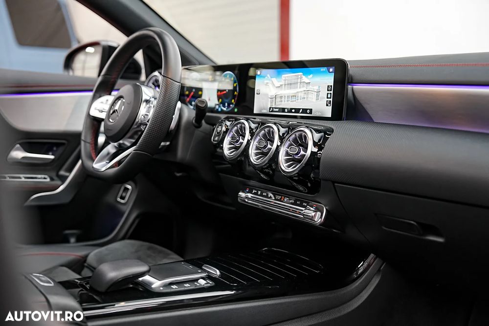 Mercedes-Benz CLA 200 7G-DCT Edition AMG Line - 37