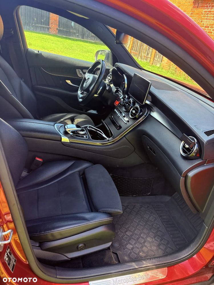 Mercedes-Benz GLC - 7