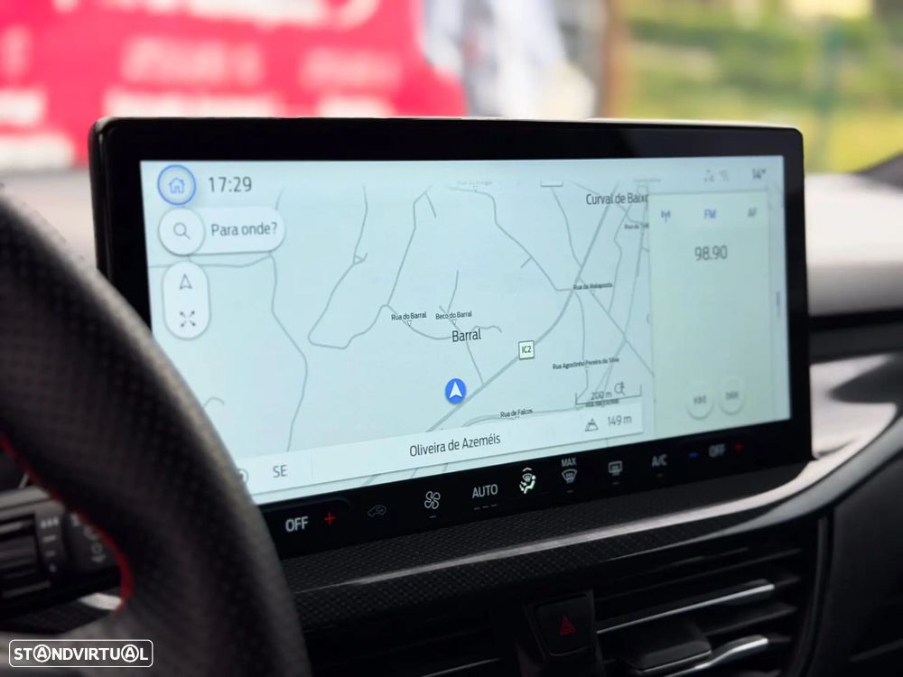 Ford Focus 1.0 EcoBoost MHEV ST-Line - 24