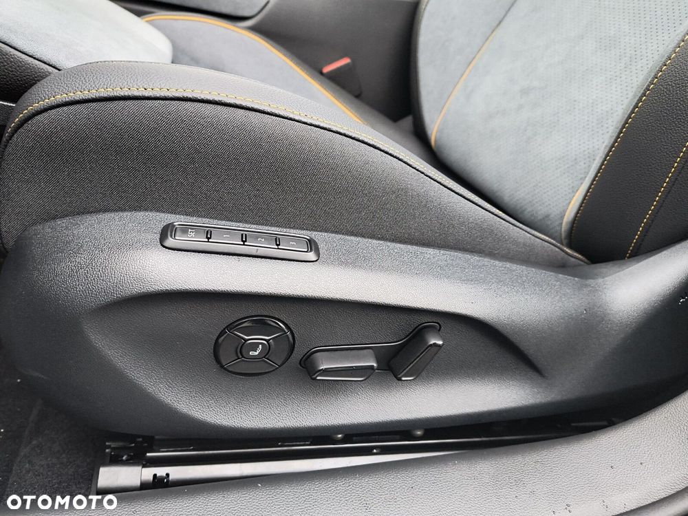 Skoda Superb 2.0 TSI Selection DSG - 24