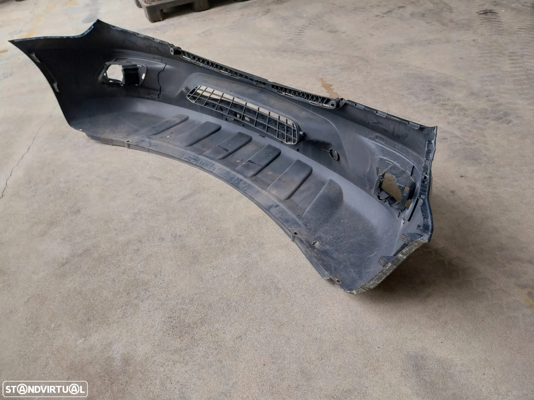 Para choques frente Mercedes-Benz Sprinter W906 Ref: A9068851570 - 4