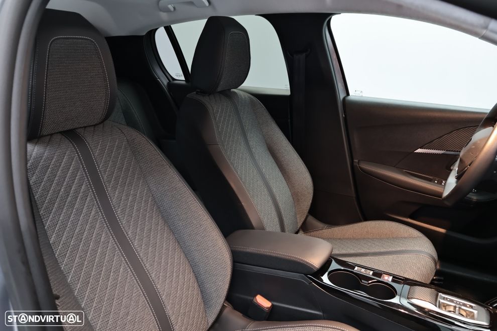 Peugeot e-208 51 kWh Allure - 19