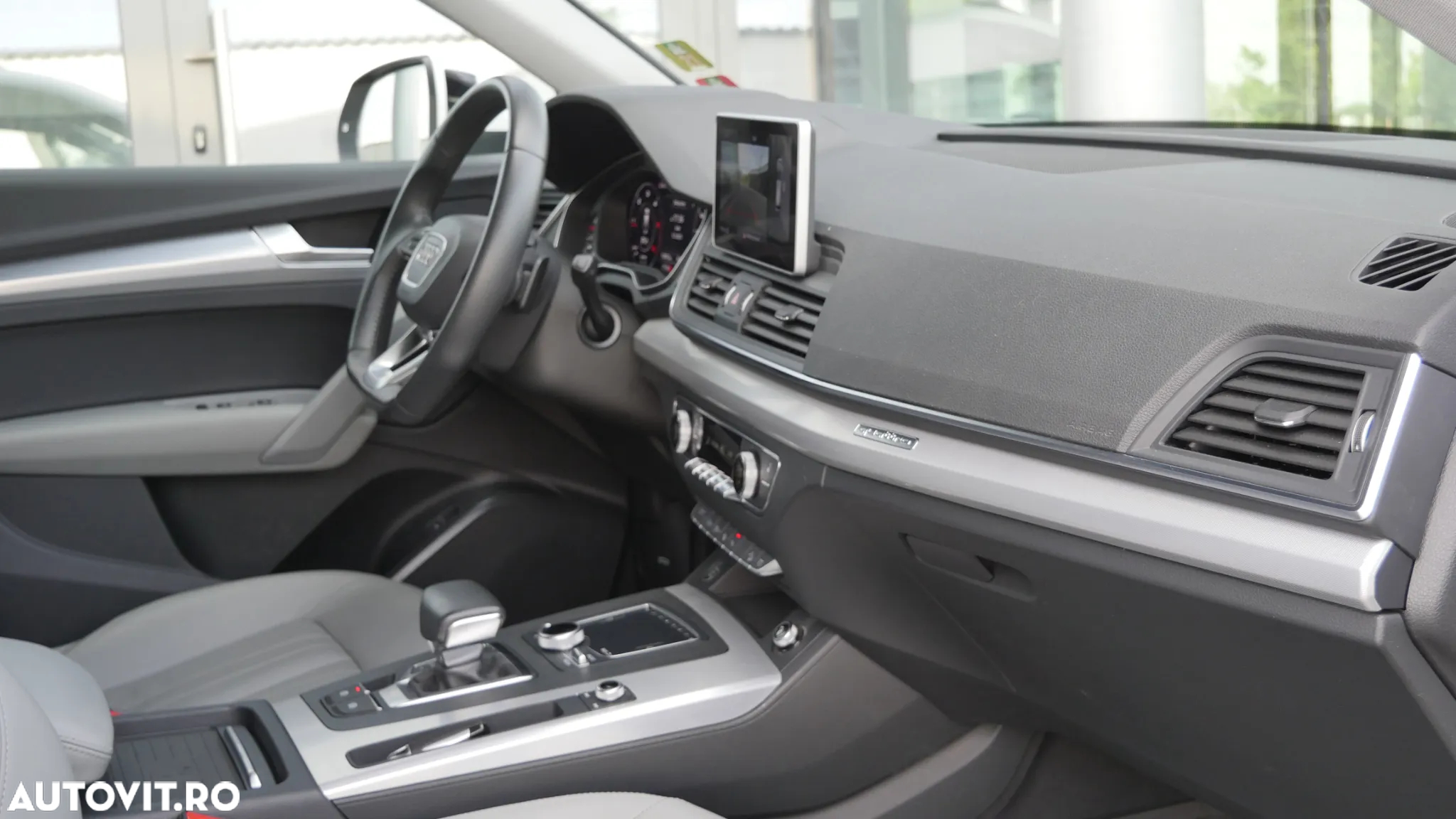 Audi Q5 2.0 40 TDI quattro S tronic Design - 16