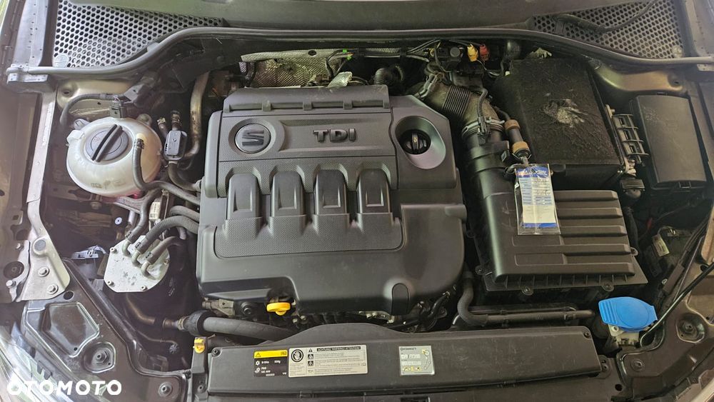 Seat Leon 2.0 TDI DPF Ecomotive DSG FR - 16
