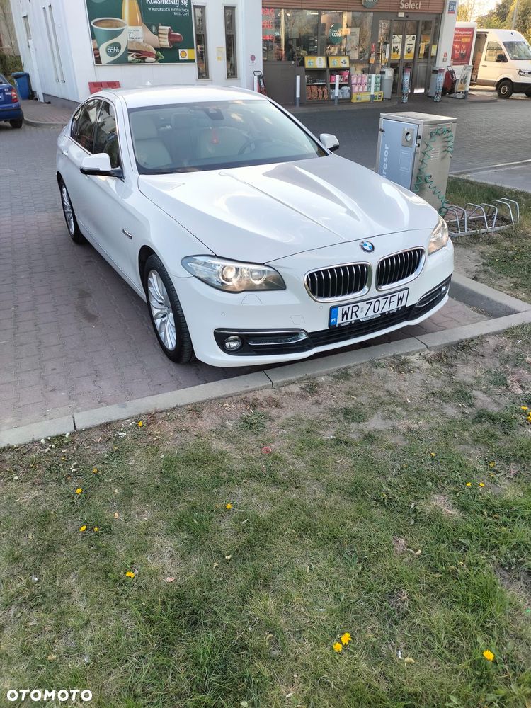 BMW Seria 5 520d xDrive - 13