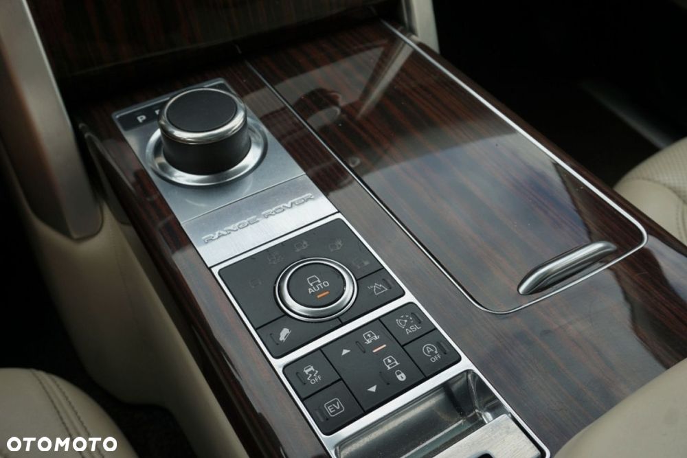 Land Rover Range Rover - 22