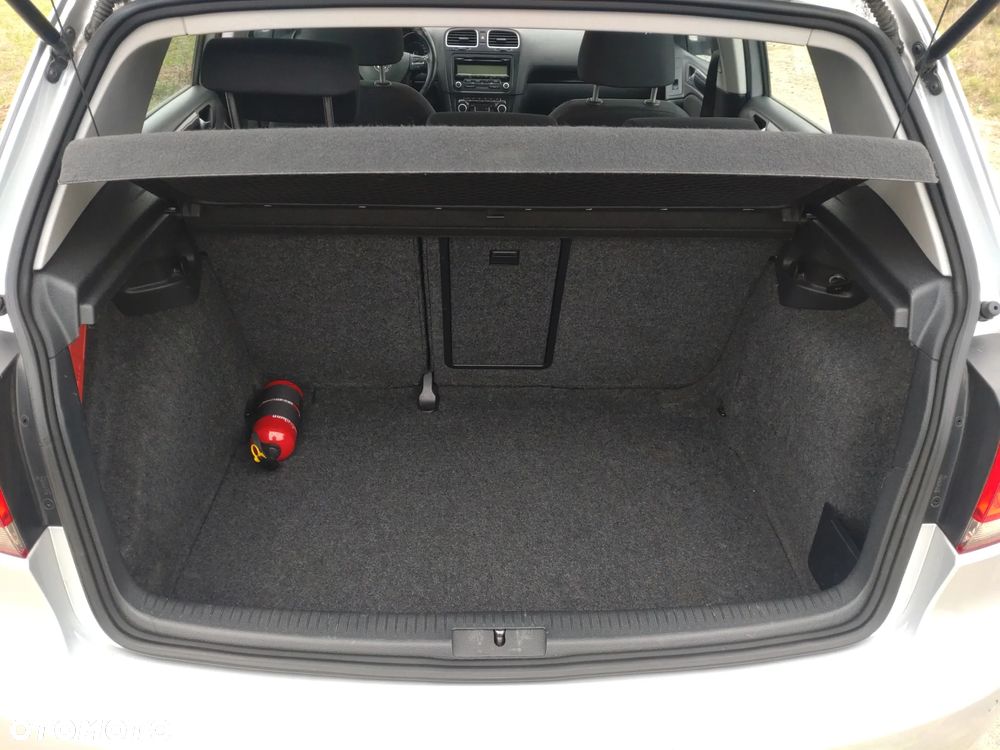 Volkswagen Golf - 11