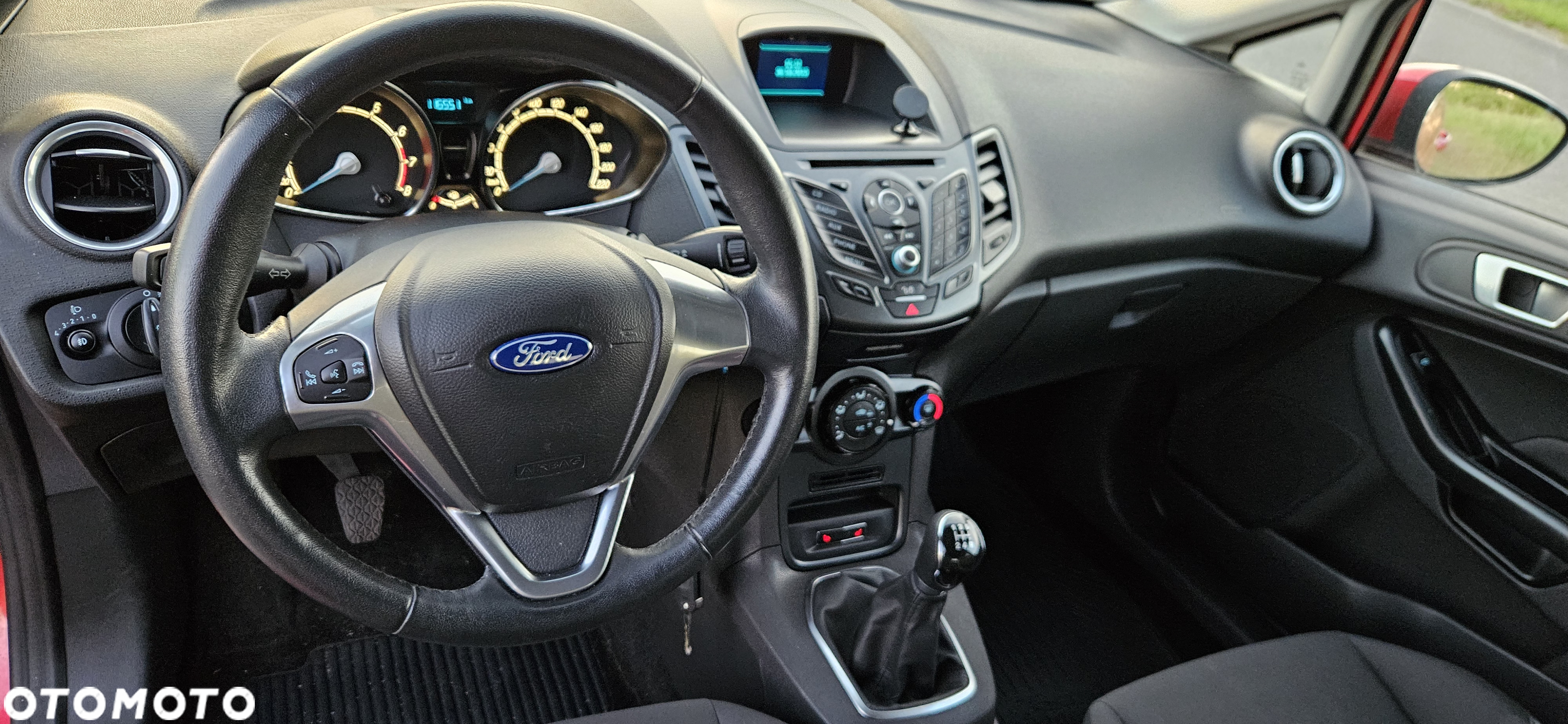 Ford Fiesta - 10