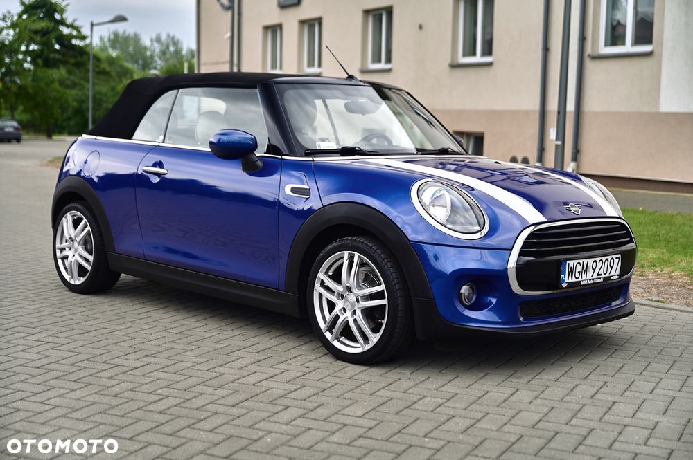 MINI Cooper Sidewalk Edition - 14