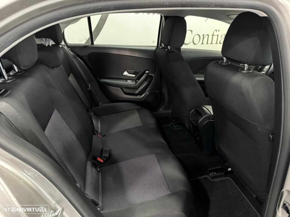 Mercedes-Benz A 180 d Progressive Aut. - 40