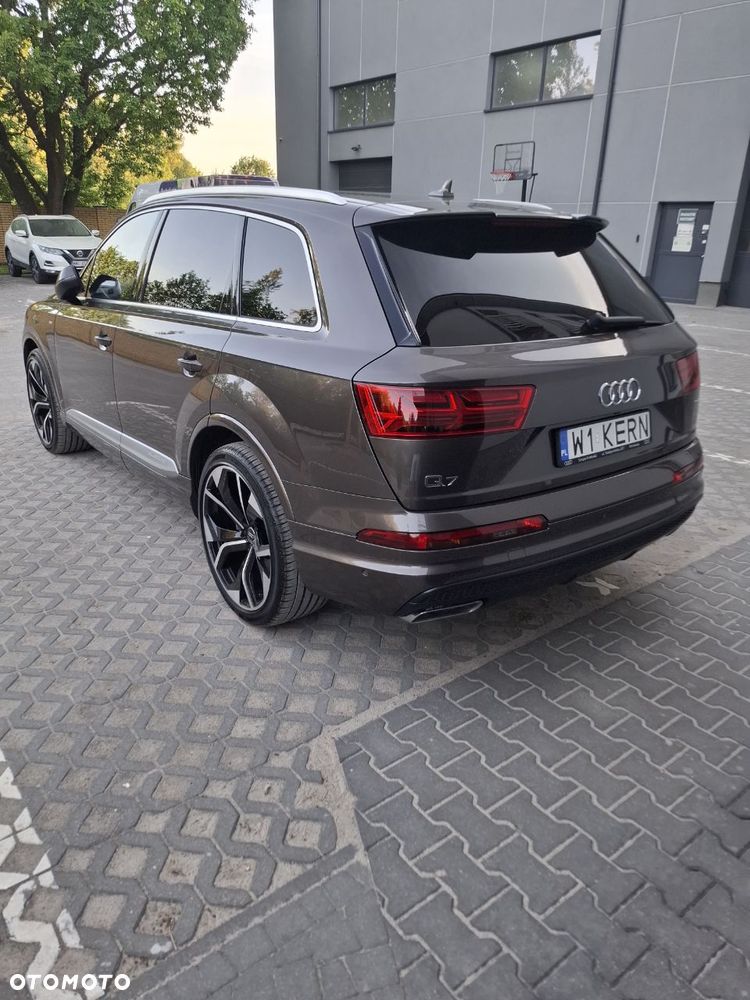 Audi Q7 - 3