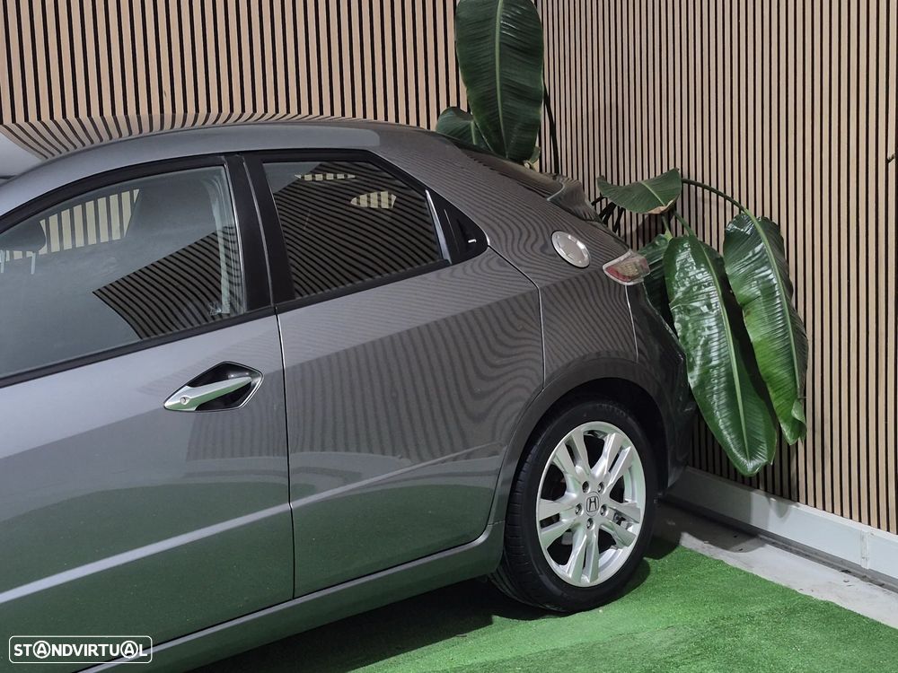 Honda Civic 1.8 Elegance - 4