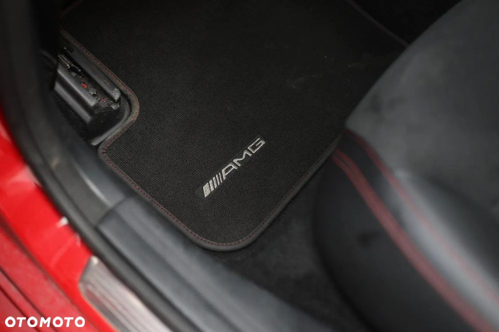 Mercedes-Benz CLA - 23