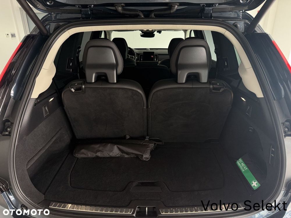 Volvo XC 90 - 28