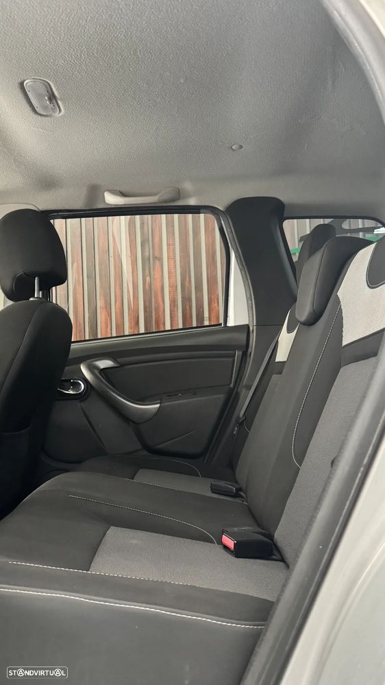 Dacia Duster 1.5 dCi Prestige - 13
