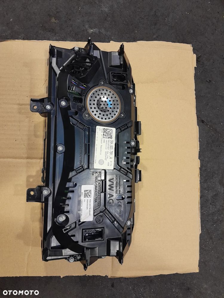 Volkswagen Tiguan II 2 Przed liftem R-Line licznik / wyświetlacz/ zegar 5NA.920.791A WIRTUALNY !! - 2