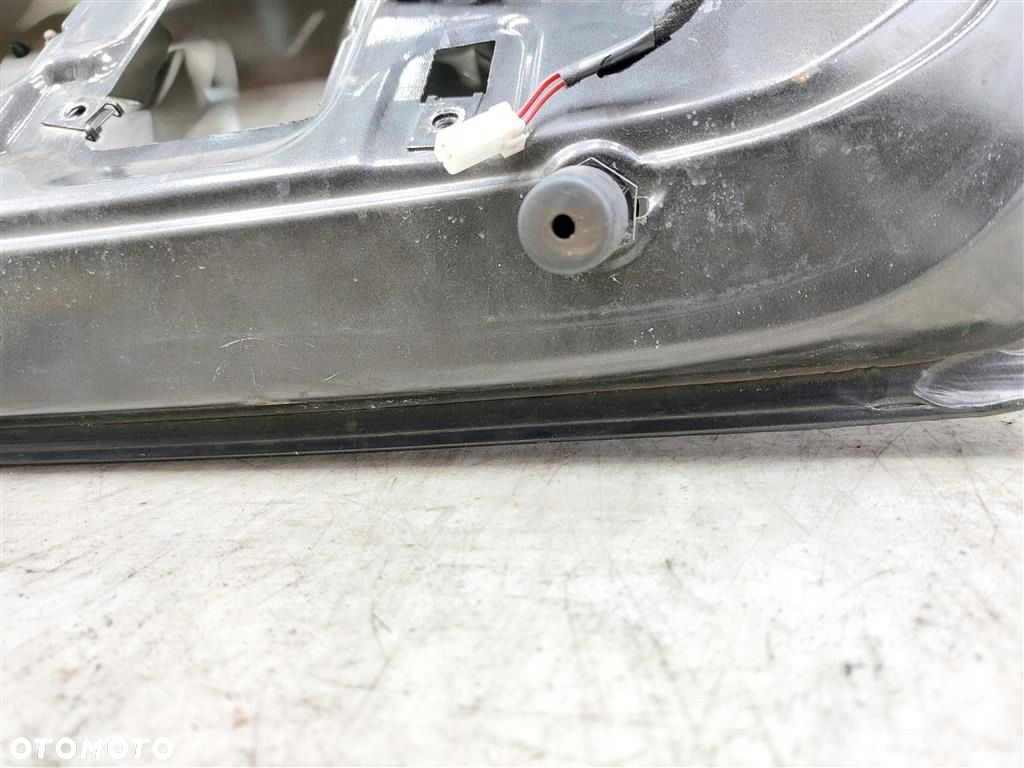 Klapa tył tylna SZYBA LAMPA Alfa Romeo 156 LAK:CZARNY 1997-2006 - 2