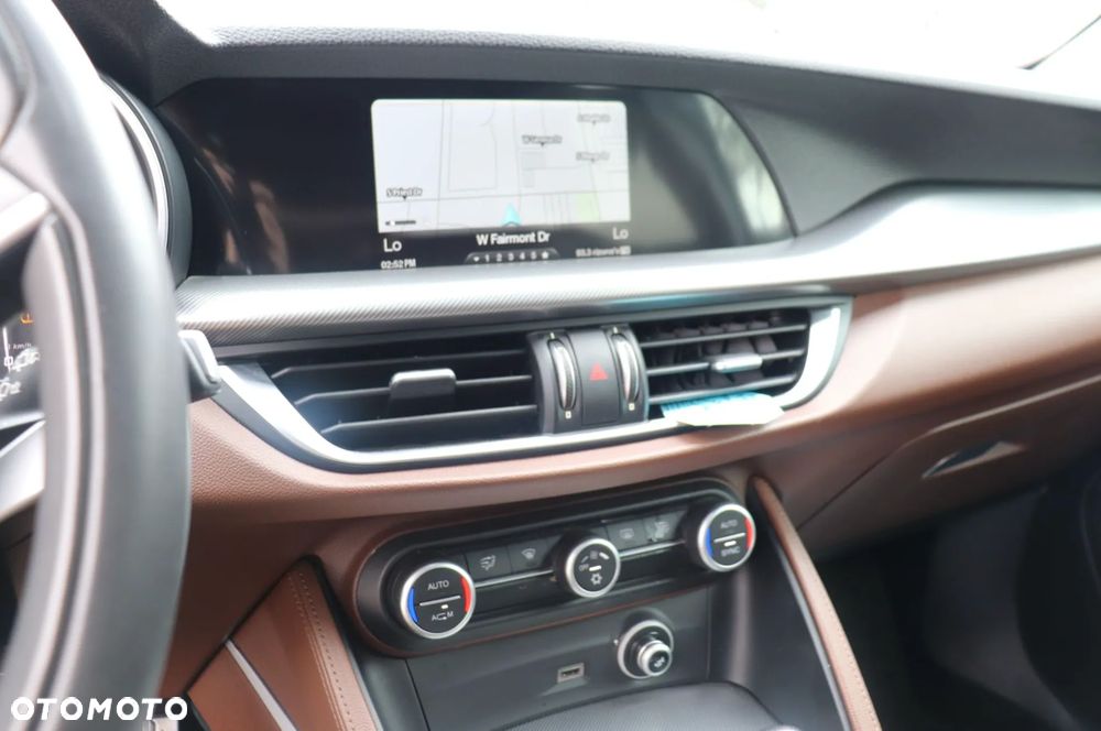 Alfa Romeo Stelvio 2.0 Turbo Veloce TI Q4 - 26