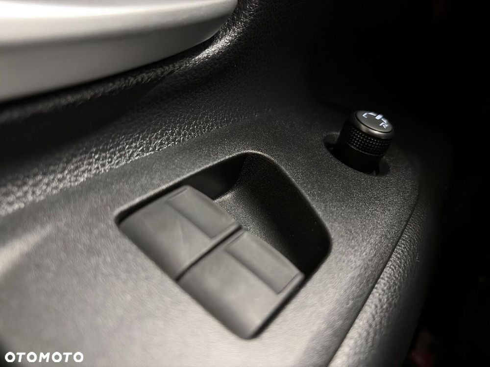 Toyota Aygo X Hybrid 1.5 Style e-CVT - 22