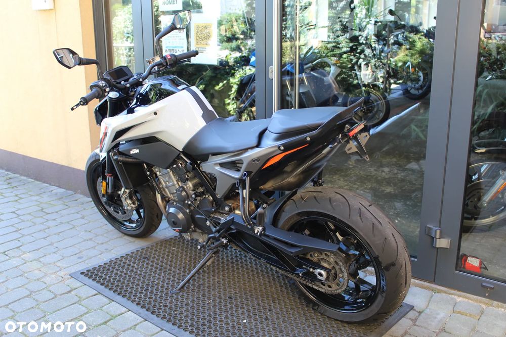 KTM Duke 790 - 7