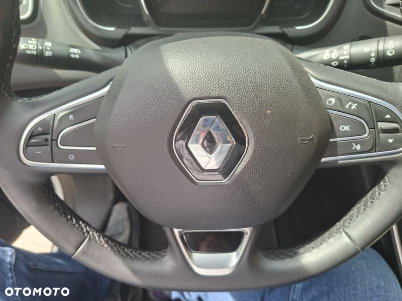 Renault Scenic - 21