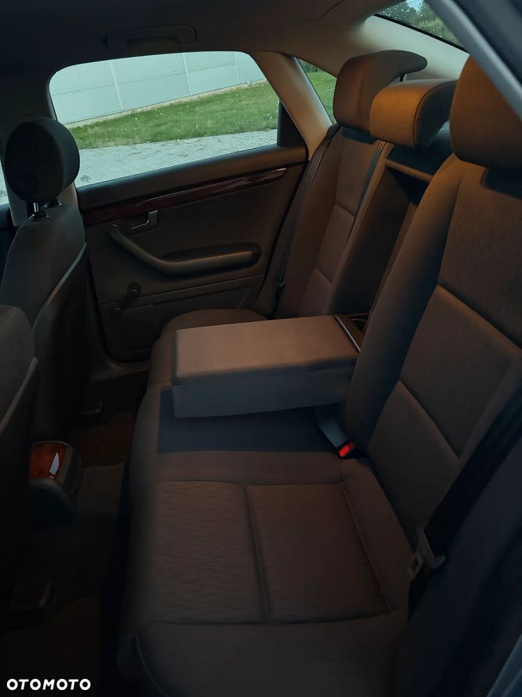 Audi A4 Limousine - 24