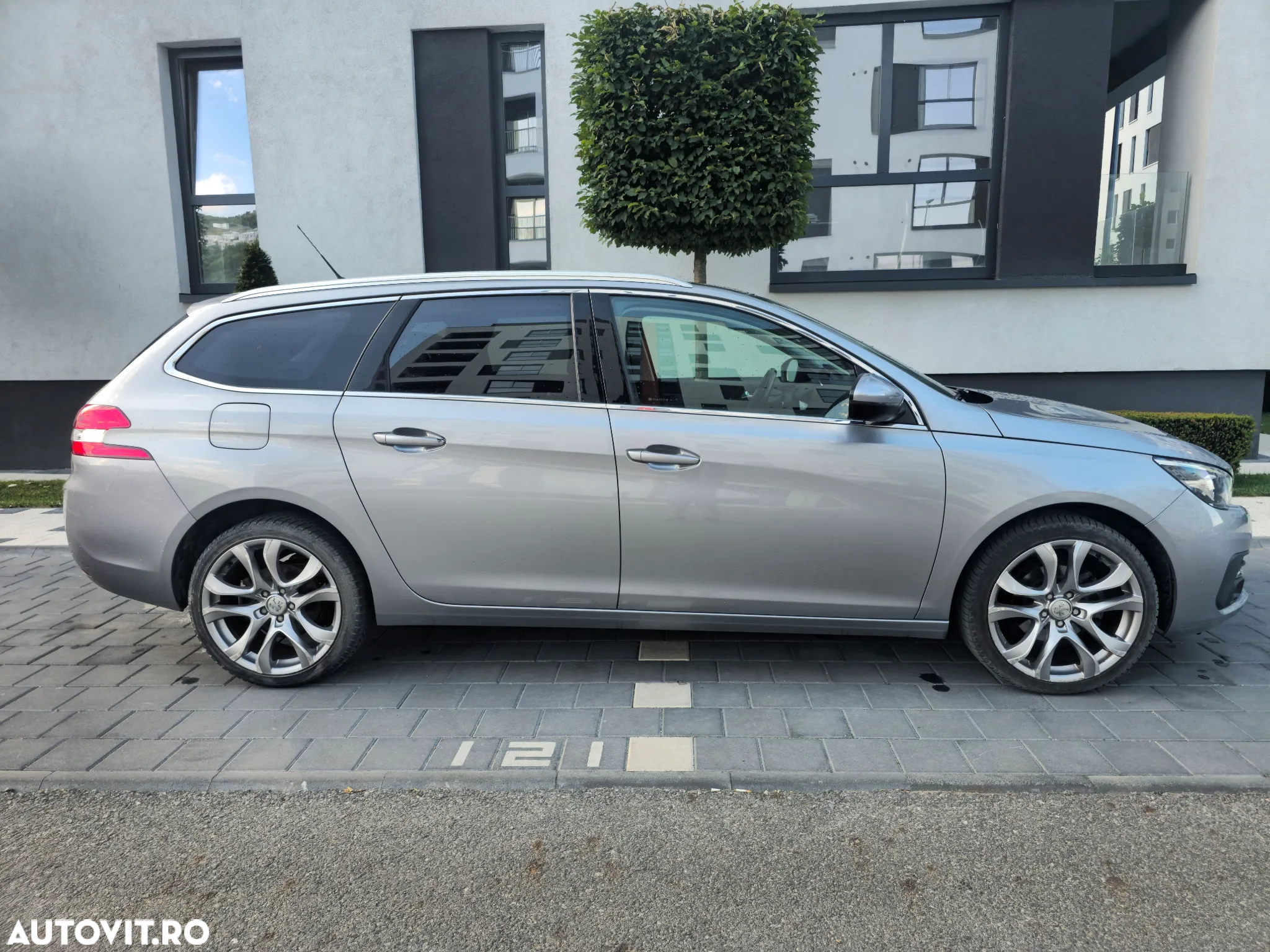 Peugeot 308 - 10