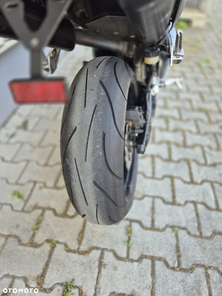 Kawasaki Ninja - 6