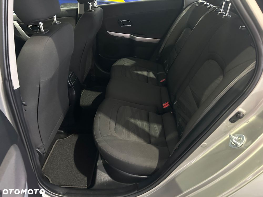 Kia Ceed 1.6 CRDi Smart - 20