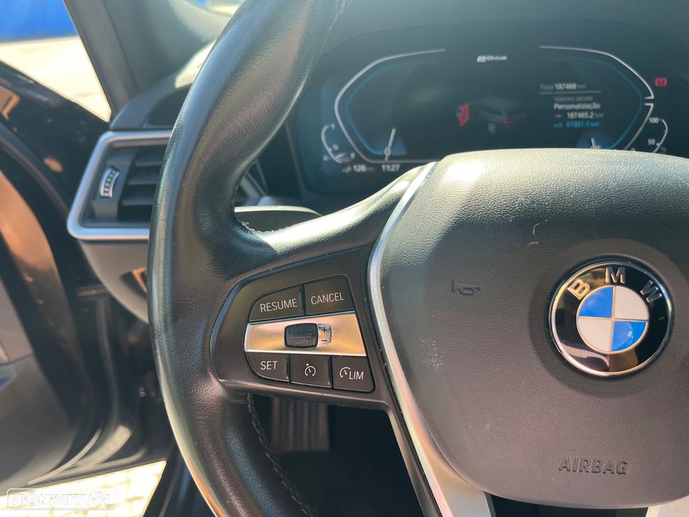 BMW 320 e Corporate Edition Auto - 28