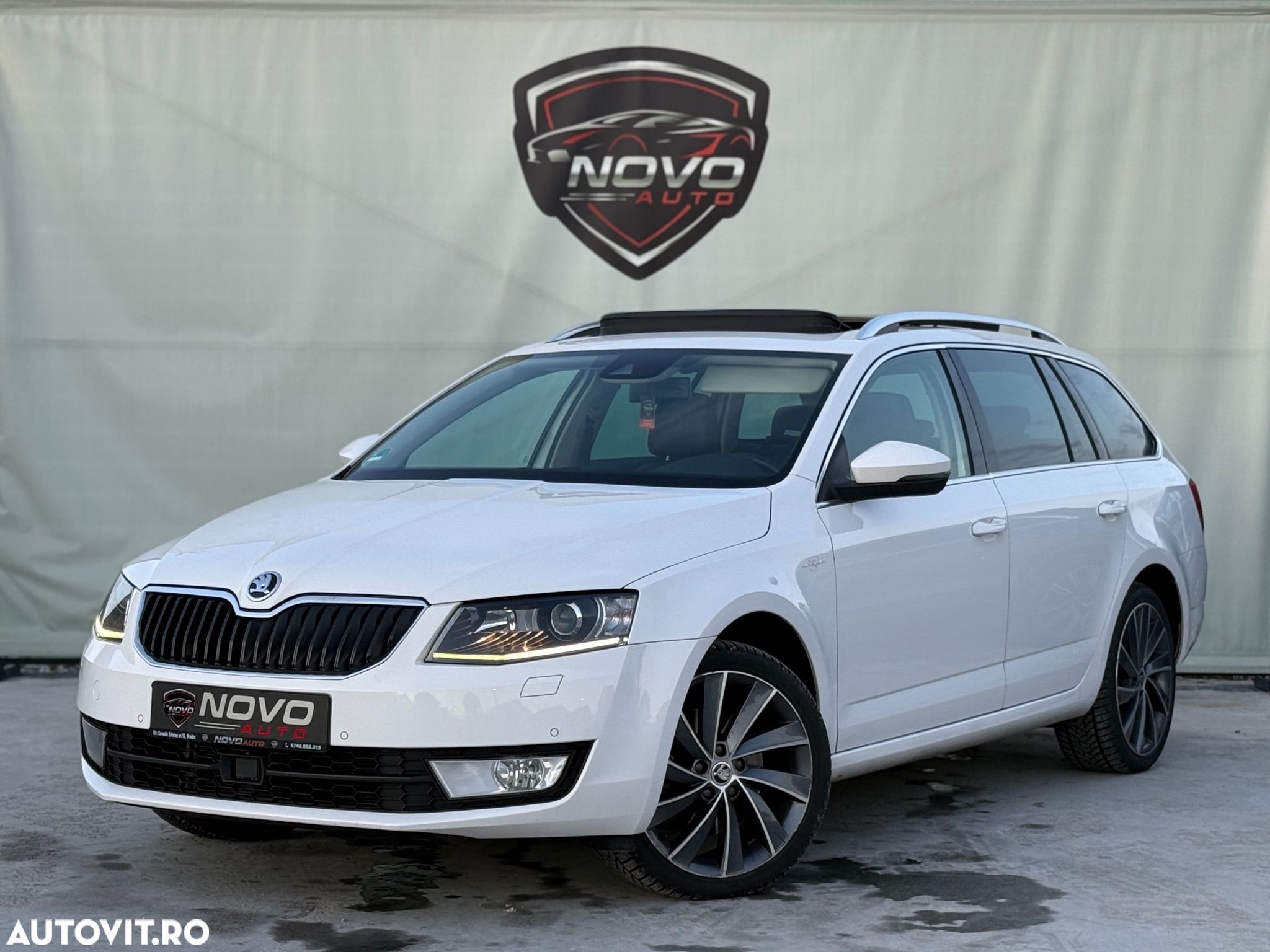 Skoda Octavia 2.0 TDI 4x4 DSG Laurin & Klement - 1