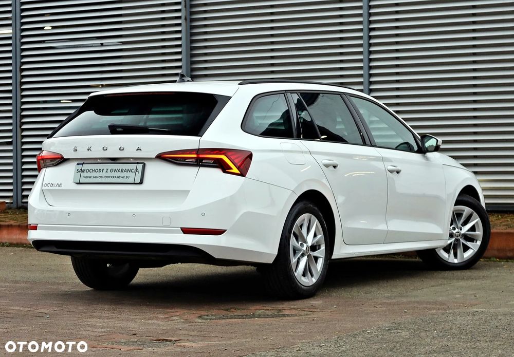 Skoda Octavia 2.0 TDI Ambition DSG - 9