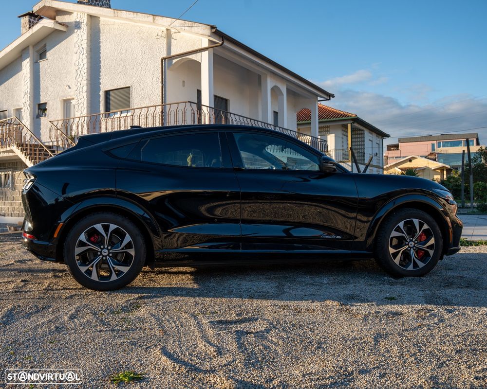 Ford Mustang Mach-E AWD PREMIUM - 8