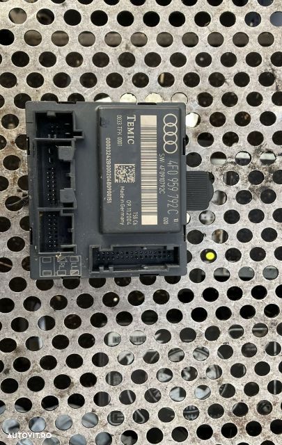 MDUL USA DREAPTA FATA Audi A6 4F/C6 [2004 - 2008] Sedan 2.0 TDI MT (1 - 2