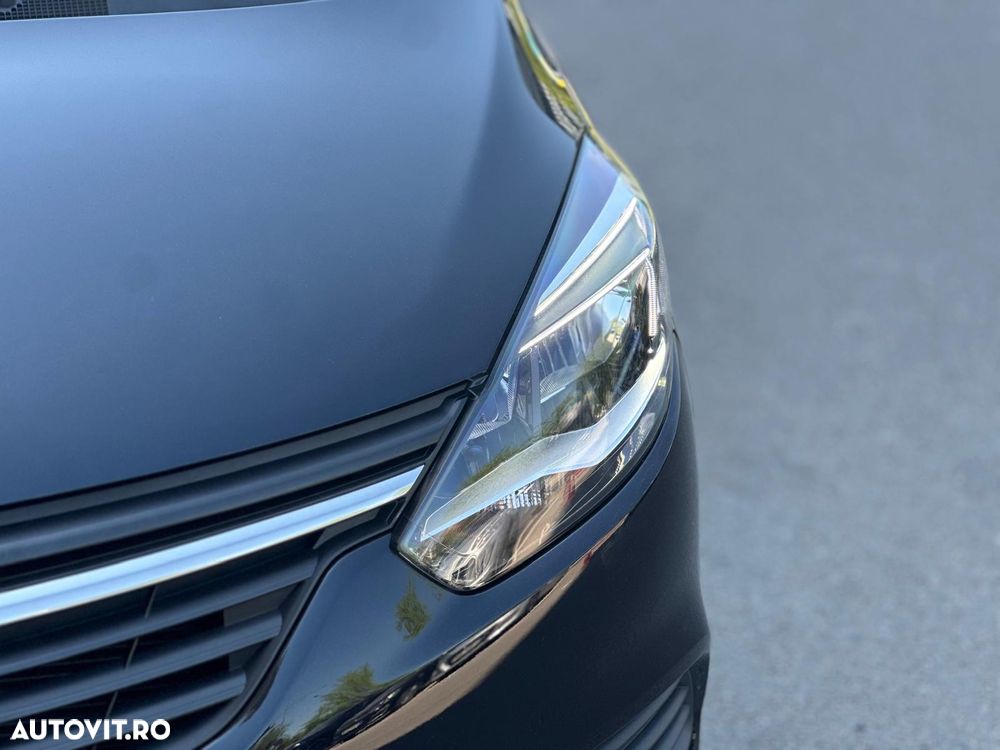 Opel Zafira 2.0 D (CDTI) Automatik Edition - 4