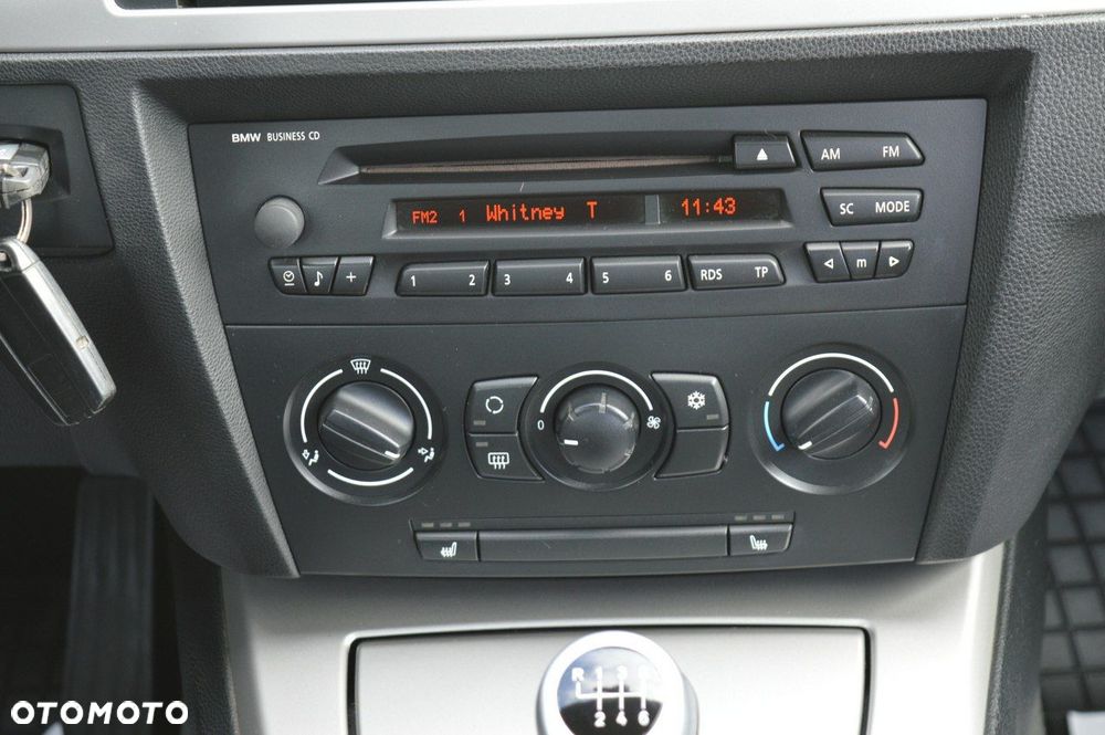 BMW Seria 3 318i - 21