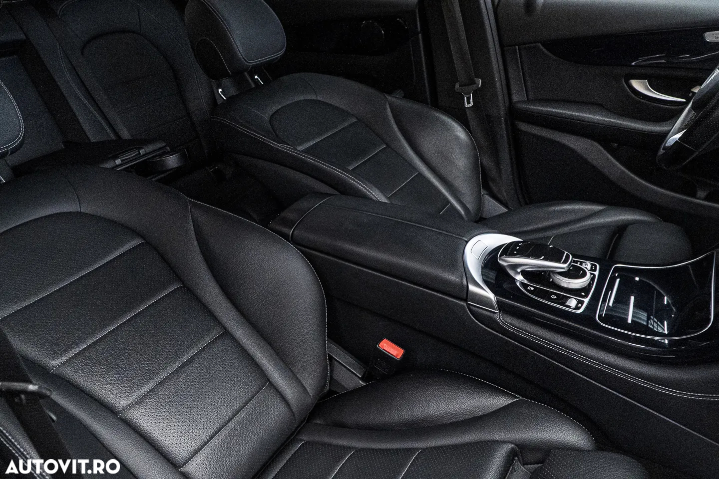 Mercedes-Benz GLC 350 e 4Matic 7G-TRONIC - 38