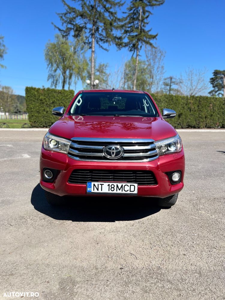 Toyota Hilux 4x4 Double Cab A/T cu Safety Sense Style - 3