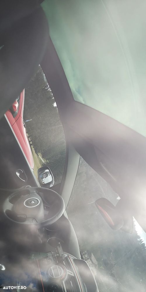 Renault Megane ver-2-0-coupe--cabriolet-confort-dynamique - 6