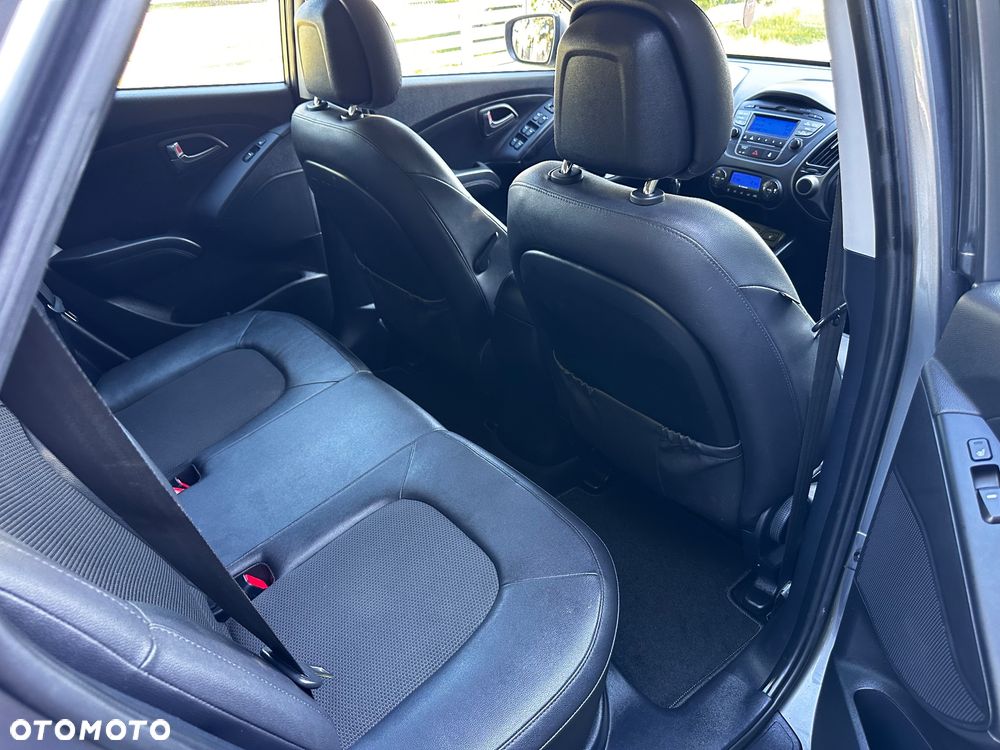 Hyundai ix35 1.6 2WD Fifa World Cup Edition - 25