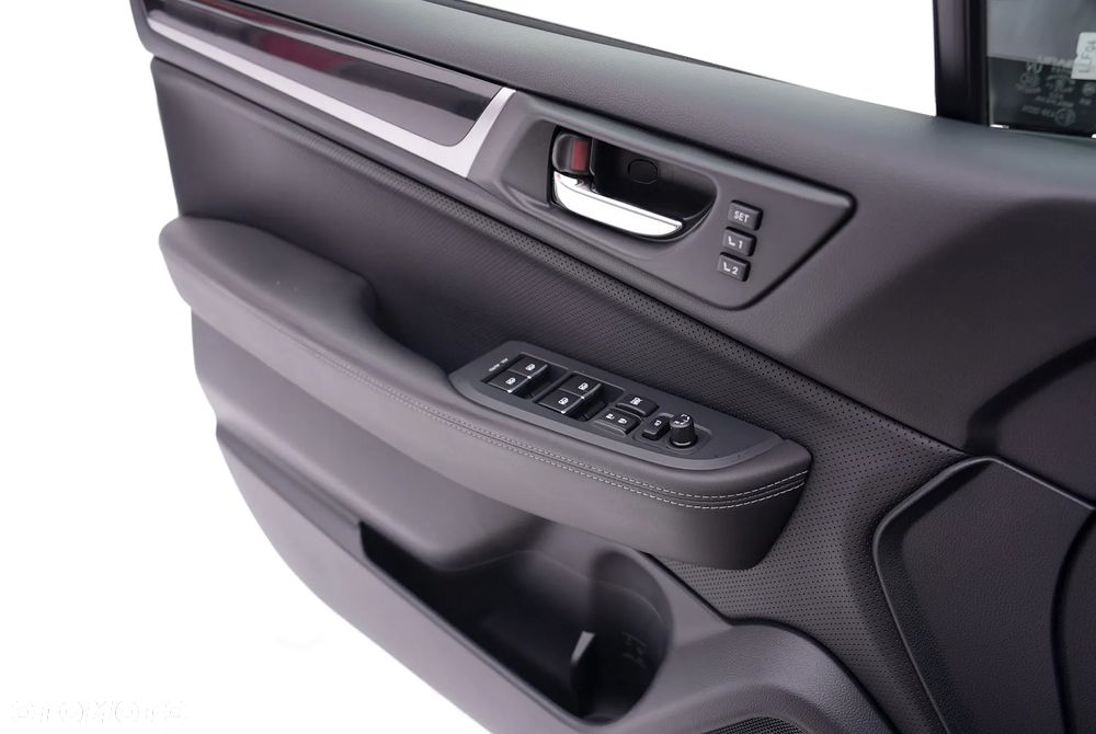 Subaru Outback 2.5i Exclusive (EyeSight) Lineartronic - 30