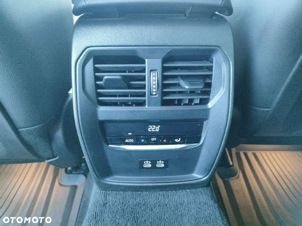 BMW Seria 3 - 24