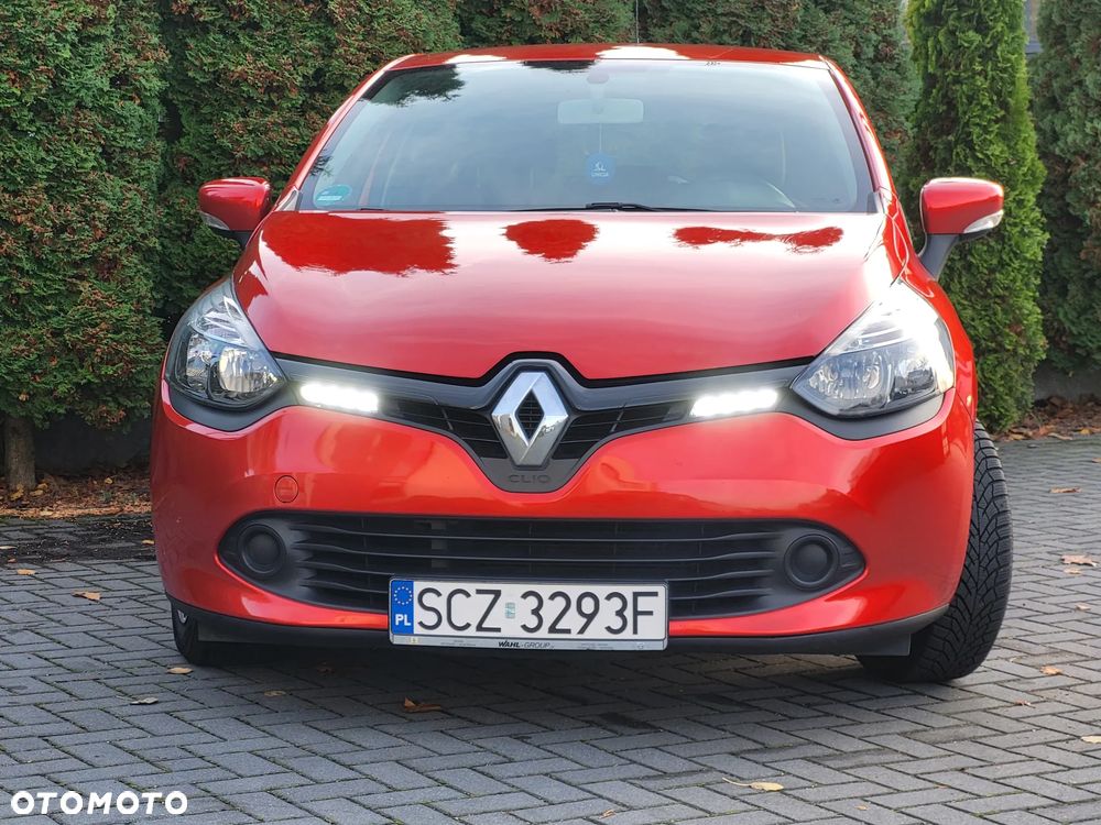 Renault Clio 1.2 16V 75 LIMITED - 14