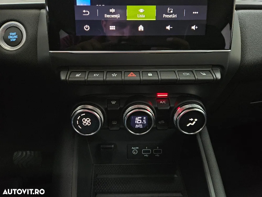 Renault Captur E-Tech Plug-In-Hybrid Intens - 17