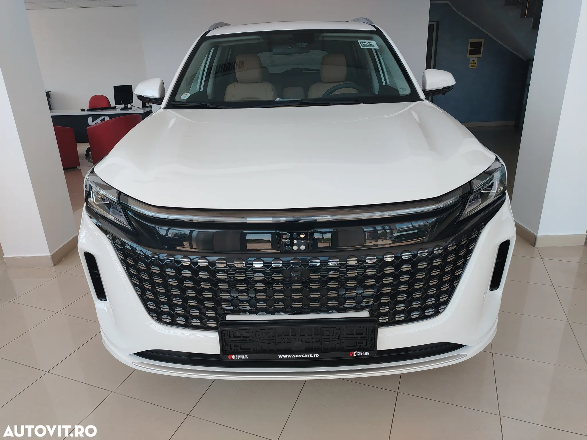 DFSK E5 Fengon PHEV - 3