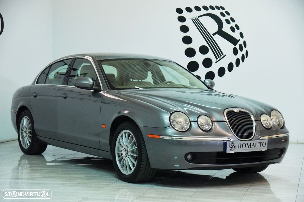 Jaguar S-Type 2.7 D V6 Executive Auto. - 5