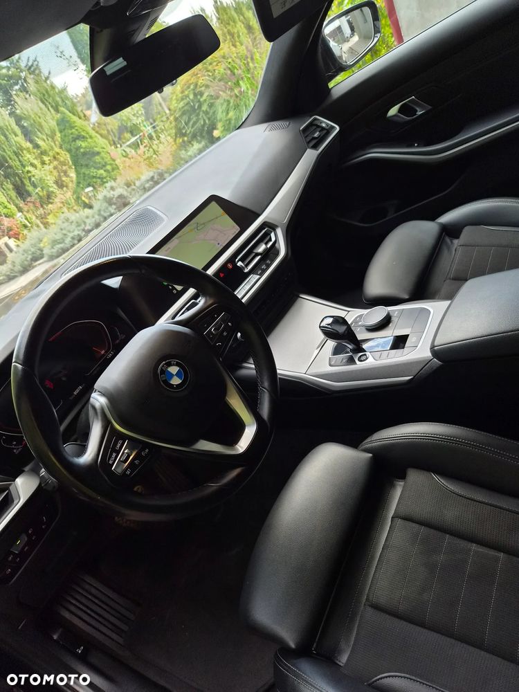 BMW Seria 3 - 16