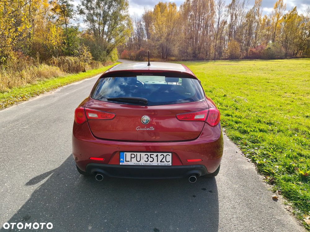 Alfa Romeo Giulietta 2.0 JTDM 16V - 6